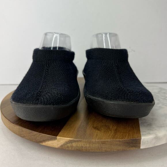 EUC Arcopedico Sec V VEGAN Stretchy Knit Comfort Black Slip-On 39/ US 8-8.5 - Picture 2 of 9